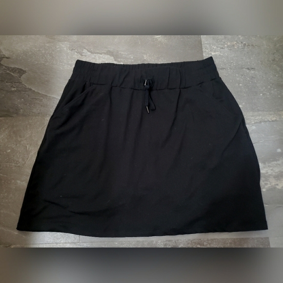 Kyodan Dresses & Skirts - Kyodan Black Women's Skort. Built In Shorts. Size L. Stretchy. Sporty.